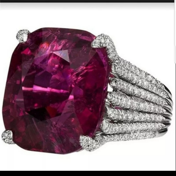 New female ruby gemstone silver wedding ring - Picture 2 of 2